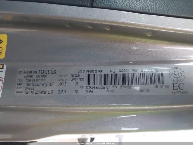 1C4HJXEG3KW596767 Jeep Wrangler Unlimited Sahara