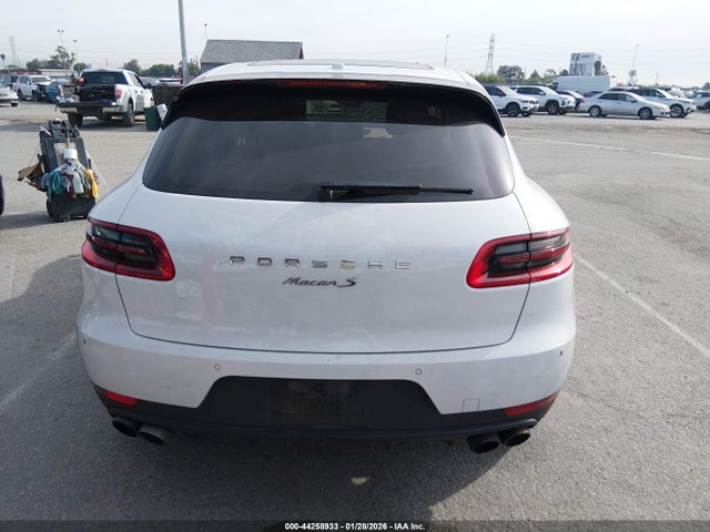 Porsche MACAN S 2015 WP1AB2A52FLB70127 Image 17