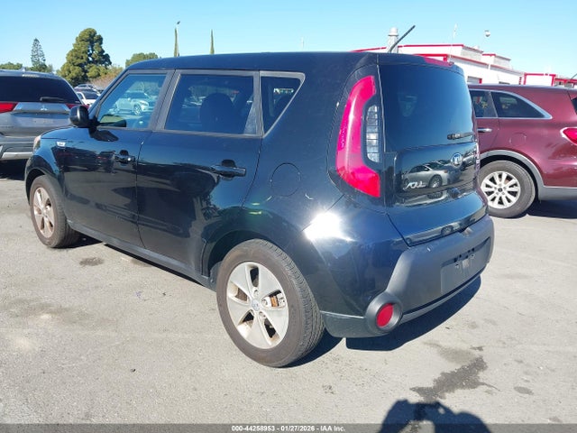 KNDJN2A27G7372423 KIA Soul