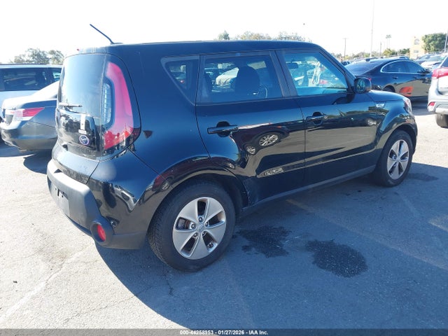 KNDJN2A27G7372423 KIA Soul
