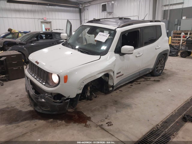 Jeep Renegade 75th Anniversary 2016 ZACCJBBT0GPE02408 Image 2