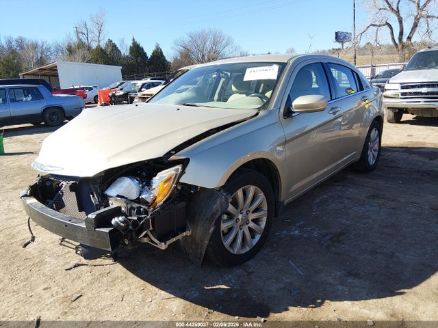 2011 Chrysler 200 Touring მანქანა იყიდება აუქციონზე, vin: 1C3BC1FB7BN513089, აუქციონის ნომერი: 44259037