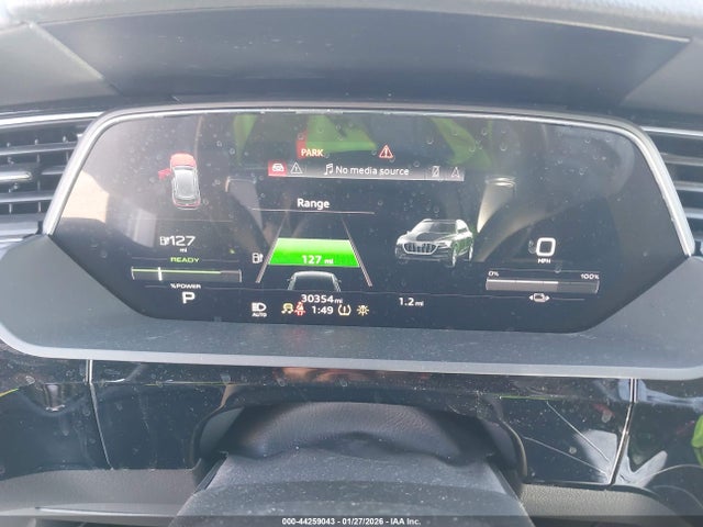 WA1LAAGE6PB009005 Audi E-tron Premium Plus Quattro