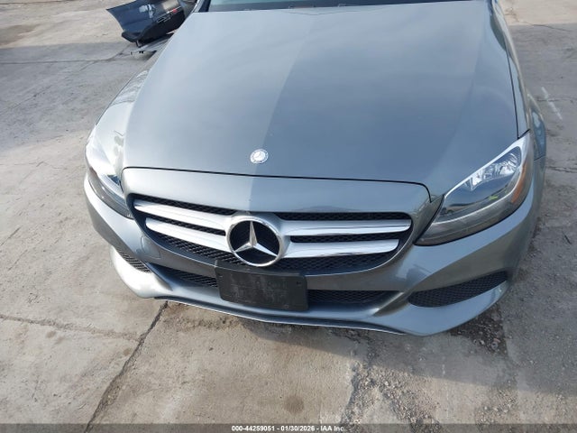 55SWF4JB3HU211236 Mercedes-Benz C 300