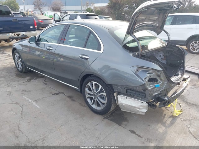 55SWF4JB3HU211236 Mercedes-Benz C 300
