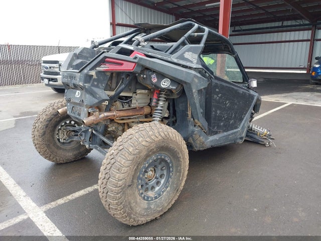 2020 POLARIS RZR 3NSRAD92XLG162099 Photo 3