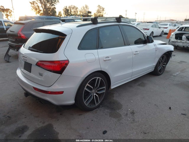 WA1D7AFP6GA130323 Audi Q5 3.0t Premium Plus