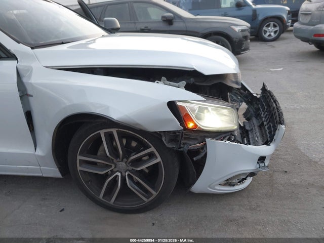 WA1D7AFP6GA130323 Audi Q5 3.0t Premium Plus