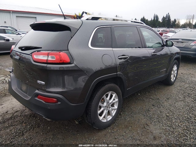 1C4PJMCS7FW768726 Jeep Cherokee Latitude