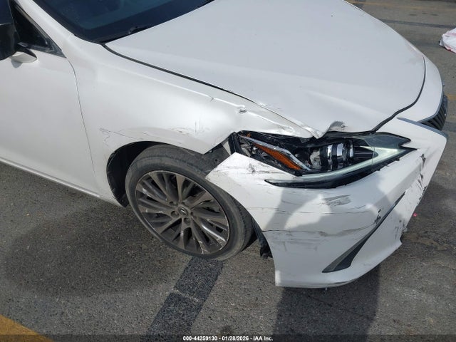Lexus ES 350 2019 58ABZ1B16KU010736 Image 6