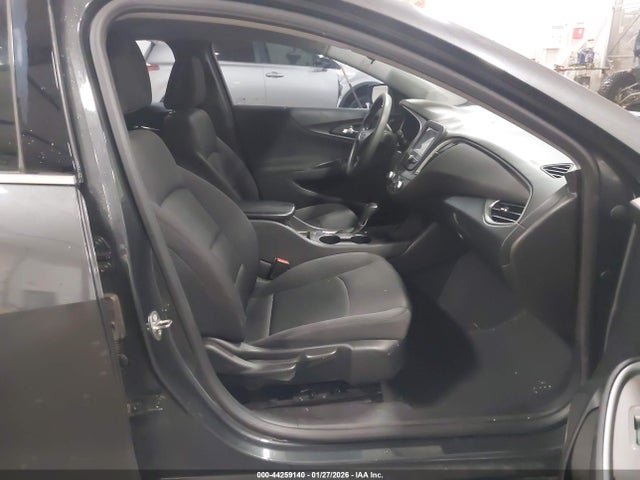 1G1ZB5ST5HF287102 Chevrolet MALIBU LS