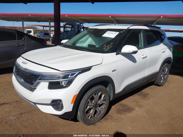 KNDERCAA6N7302721 KIA SELTOS EX