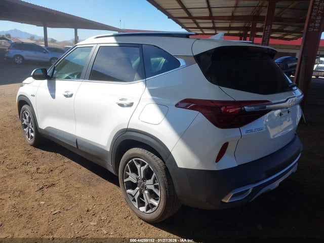 KNDERCAA6N7302721 KIA SELTOS EX