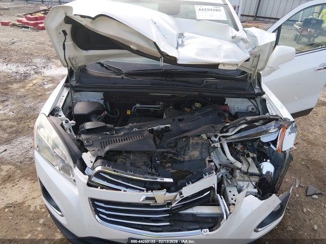 KL7CJNSB5FB139458 Chevrolet TRAX LTZ