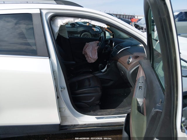 KL7CJNSB5FB139458 Chevrolet TRAX LTZ