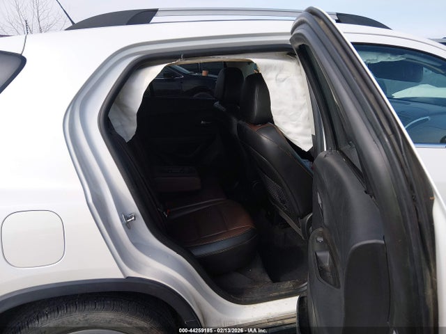 KL7CJNSB5FB139458 Chevrolet TRAX LTZ