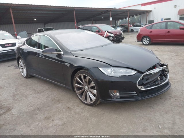 2013 TESLA MODEL S 5YJSA1DP6DFP13074 Photo 0