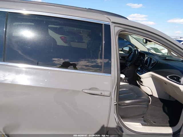 Aukcja sprzedaży 2022 Chrysler Pacifica Touring L, vin: 2C4RC1BG2NR148985, numer aukcji: 44259187