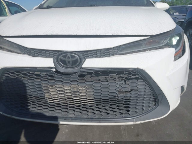 5YFEPMAE3MP172358 Toyota COROLLA LE