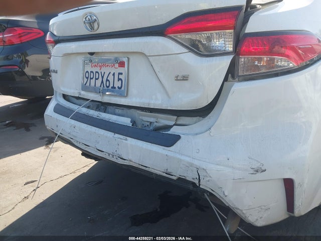 5YFEPMAE3MP172358 Toyota COROLLA LE