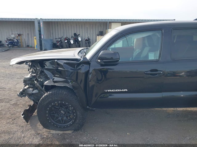 5TFAX5GN0LX181613 Toyota Tacoma Sr5