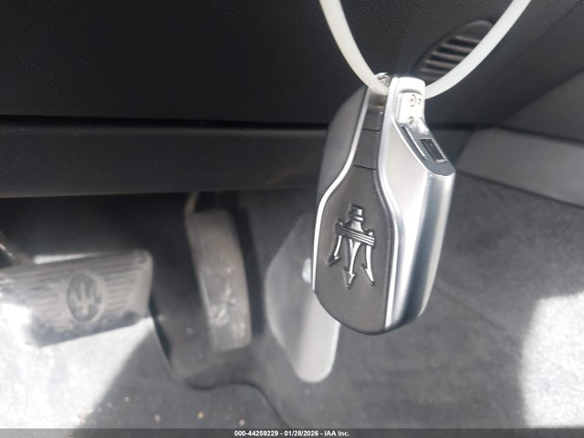 ZN661XUA8KX338953 Maserati Levante