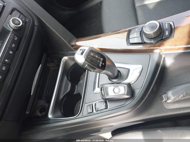 BMW 328I 2015 WBA3C1C51FK120353 Image 11