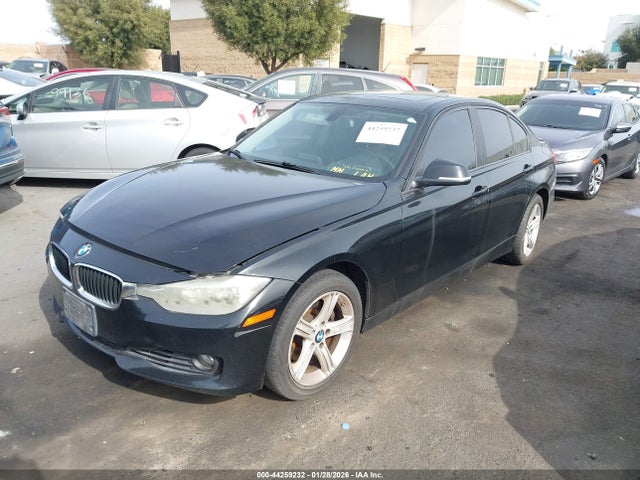 BMW 328I 2015 WBA3C1C51FK120353 Image 2