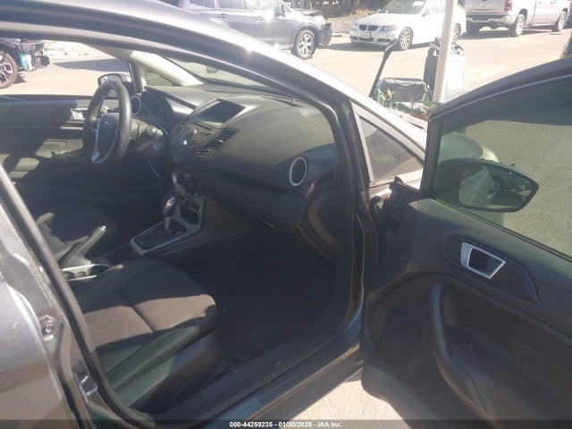 3FADP4BJ5FM161871 Ford FIESTA SE