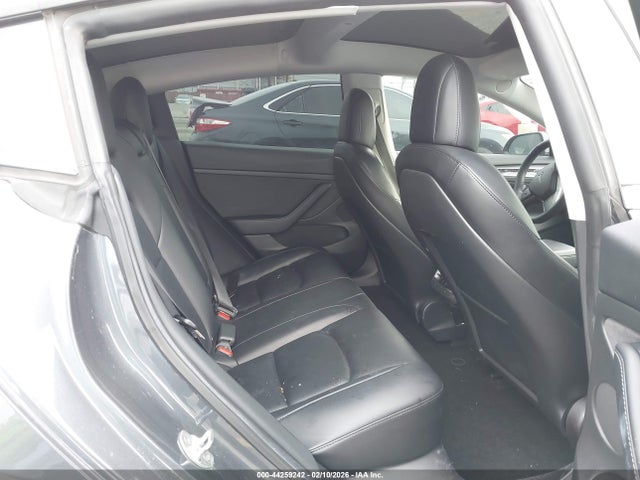 Продажа на аукционе авто 2022 Tesla Model 3 Rear-wheel Drive, vin: 5YJ3E1EA2NF144907, номер лота: 44259242