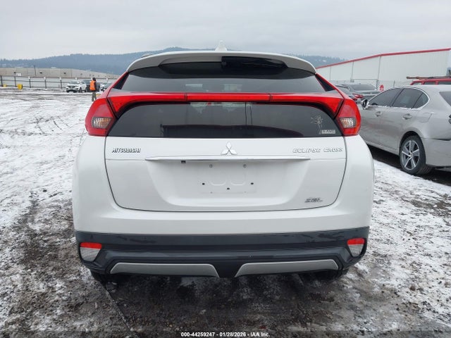 Mitsubishi Eclipse Cross Sel 2019 JA4AT5AA2KZ053257 Image 17