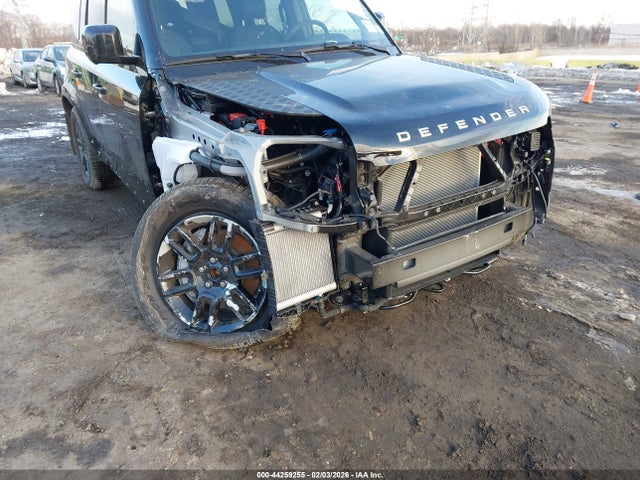 Aukcja sprzedaży 2025 Land Rover Defender 110 P300, vin: SALEJ7EX8S2476238, numer aukcji: 44259255