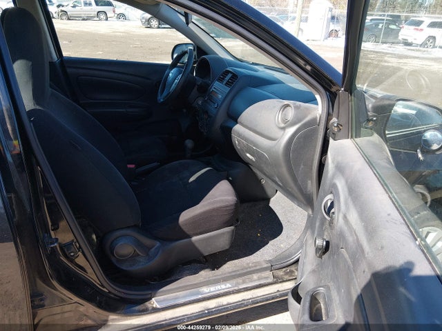2015 NISSAN VERSA 3N1CN7APXFL801049 Photo 4