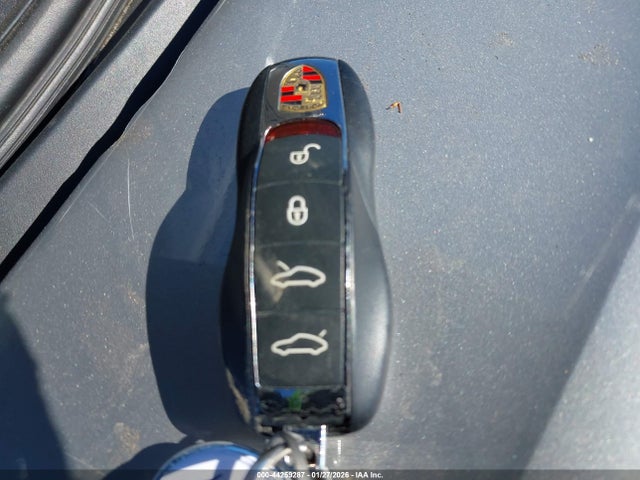 2018 PORSCHE 718 BOXSTER WP0CB2A85JS228301 Photo 10