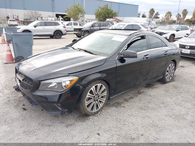 Mercedes-Benz CLA 250 2019 WDDSJ4EB9KN750113 Image 2