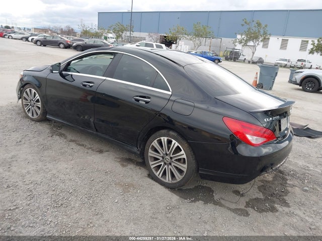 Mercedes-Benz CLA 250 2019 WDDSJ4EB9KN750113 Image 3