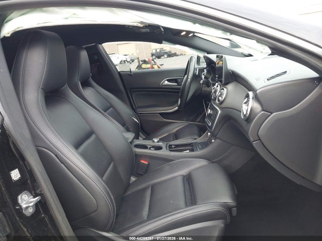 Mercedes-Benz CLA 250 2019 WDDSJ4EB9KN750113 Image 5