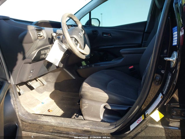 JTDKBRFU2H3040382 Toyota Prius Two
