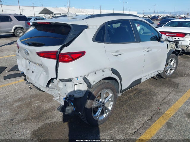 KM8K62AB3NU878004 Hyundai Kona Sel