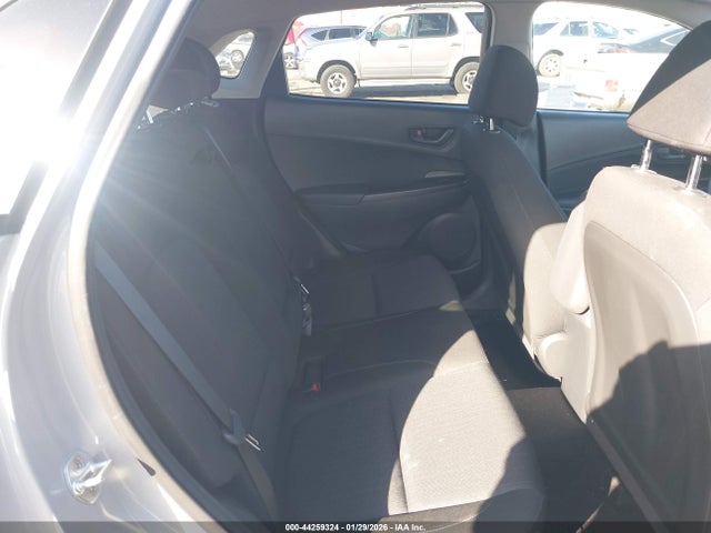 KM8K62AB3NU878004 Hyundai Kona Sel