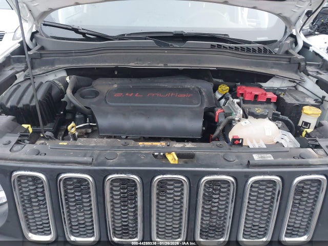 ZACCJBBB1JPG99350 Jeep Renegade Latitude 4x4
