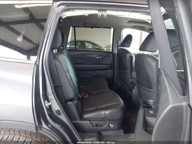 5FNYF6H23MB081237 Honda Pilot Awd Special Edition