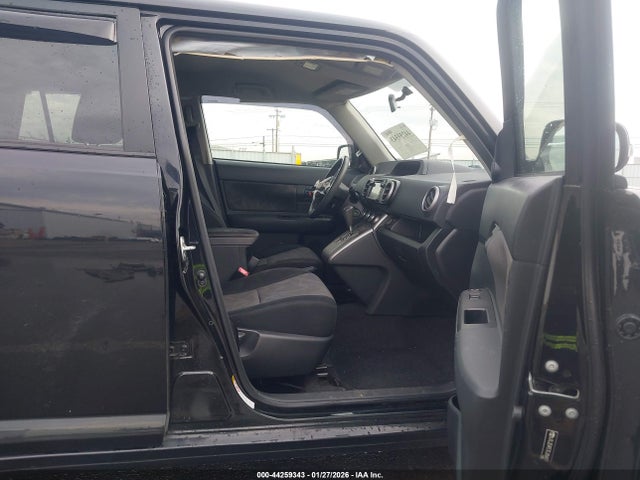 JTLZE4FE7EJ056817 Scion XB