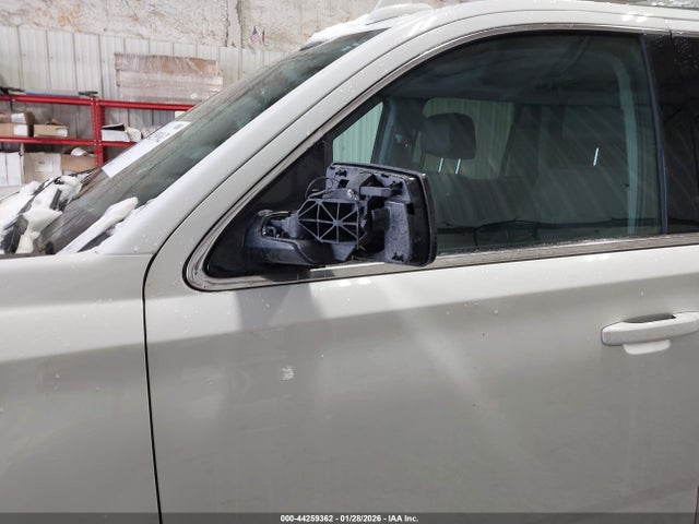 1GNSKBKC6JR246299 Chevrolet Tahoe Lt