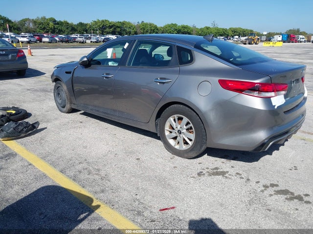 2018 KIA OPTIMA 5XXGT4L37JG184064 Photo 2