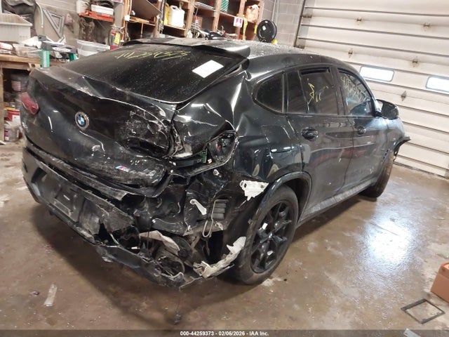 2022 BMW X4 5UX43DT0XN9L81806 Photo 3