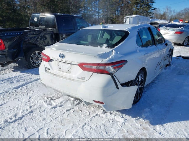 4T1B21HK2KU520142 Toyota Camry Hybrid Se