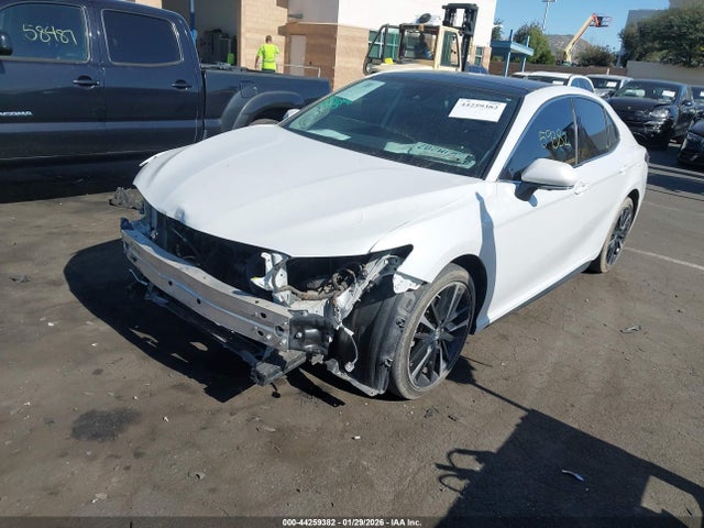 4T1B61HK2KU828450 Toyota CAMRY XSE