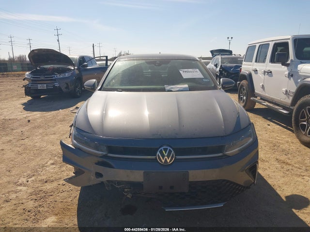 Aukcja sprzedaży 2025 Volkswagen Jetta 1.5t Sel, vin: 3VWGX7BU1SM004218, numer aukcji: 44259436