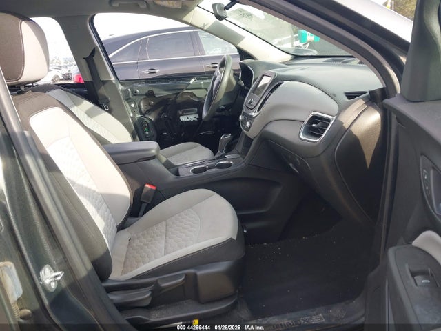 Chevrolet EQUINOX LS 2019 2GNAXHEV3K6280470 Image 5